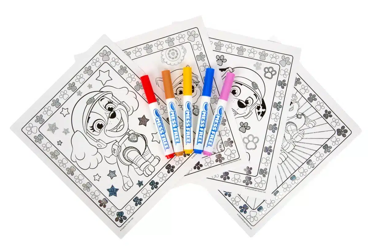 amazon-6a1ad15067d95 PAW Patrol Color Wonder mess free coloring set with metallic markers for kids - vue 4