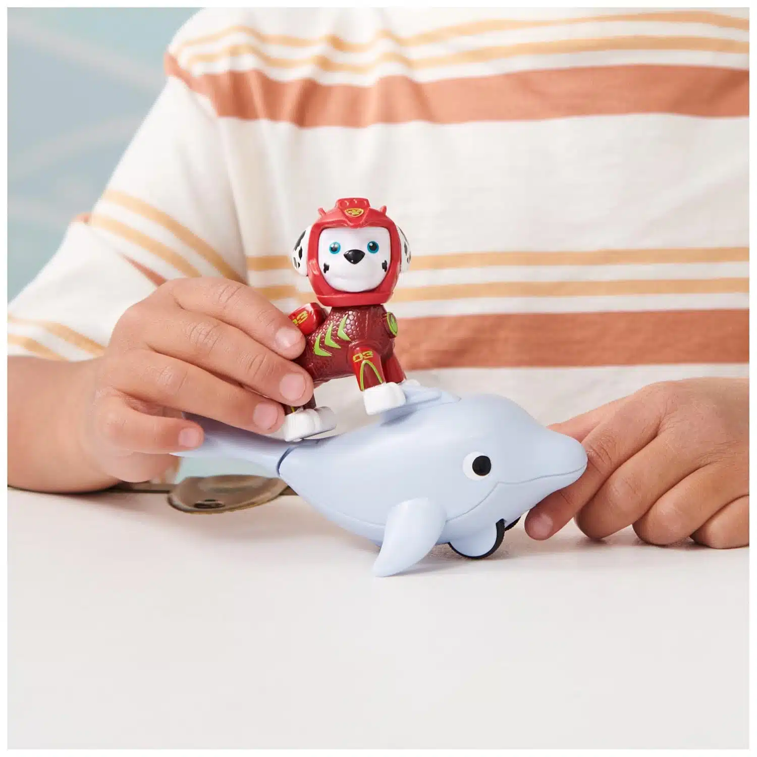 amazon-6a1ae3e4ea81b Aqua Pups Marshall and Dolphin Action Figures for Kids Ages 3+ - vue 3