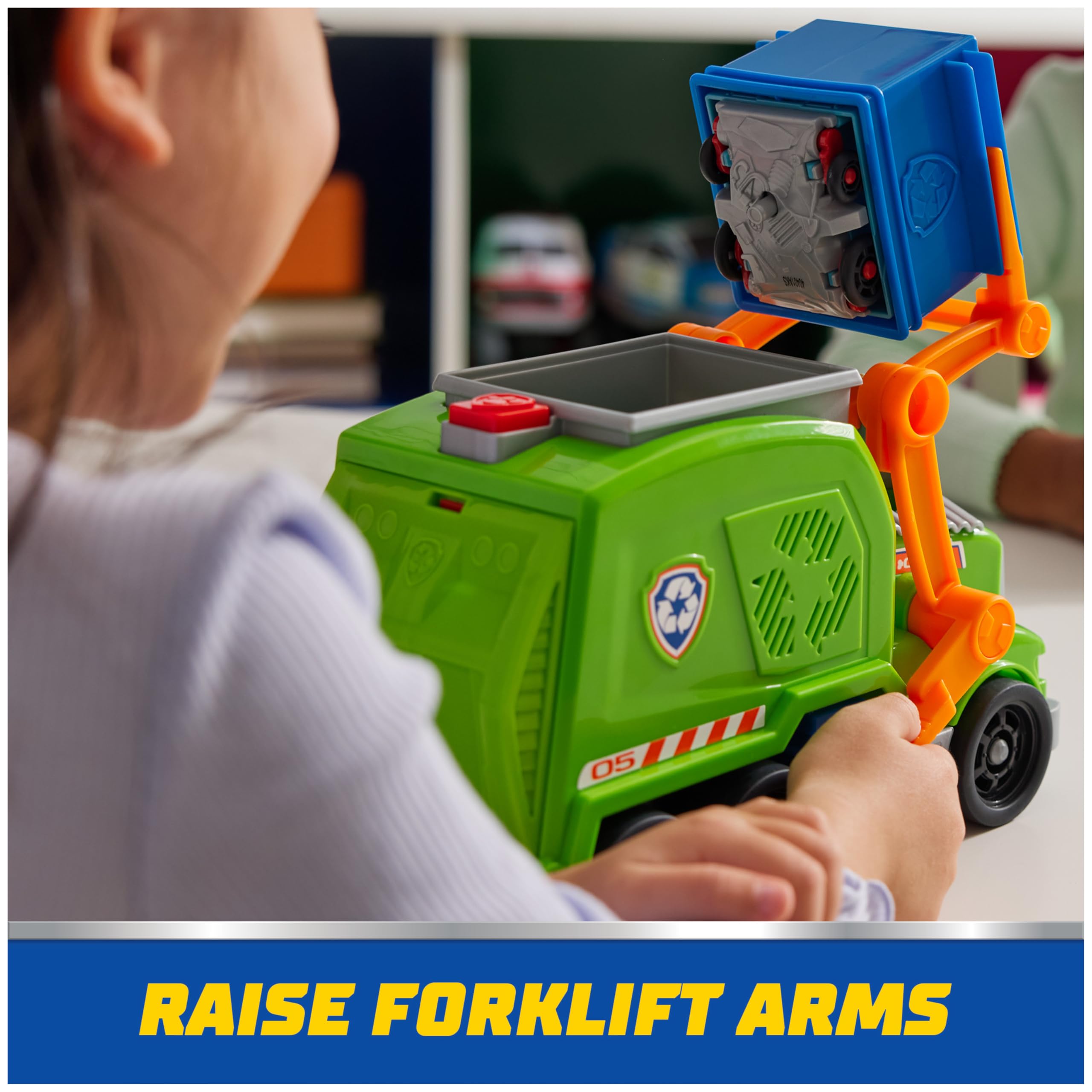 Paw Patrol Crush N Roll Recycling Truck with Rocky Action Figure - photo 4